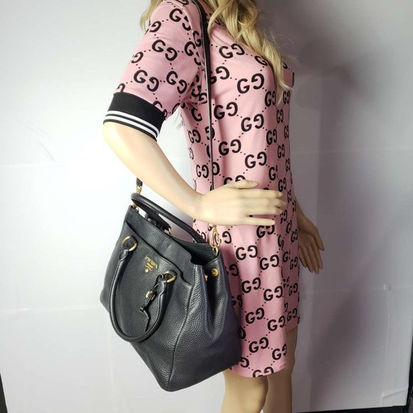 100% Authentic Prada Black Shoulder Bag - Picture 16 of 16